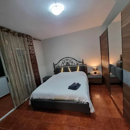 Very Big Apartment, Perfect Location